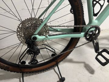 Orbea Alma 2022 Mountainbike d'occasion — image 7 sur 9