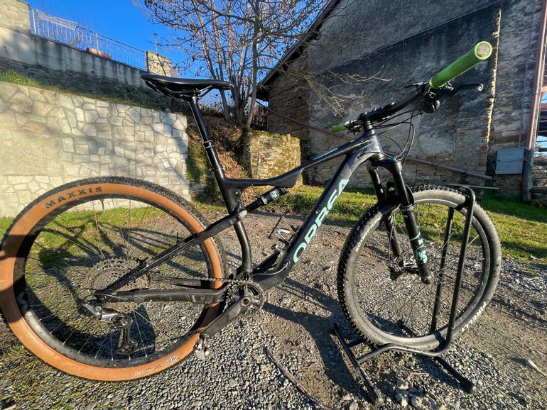 Used Orbea Cambio Shimano Deore 2021 Mountainbike, Black — image 1 of 7