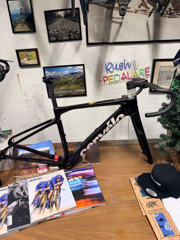 Käytetty Cervélo Caledonia 5 2025 Framset 48 New!! 2026 Road & Gravel