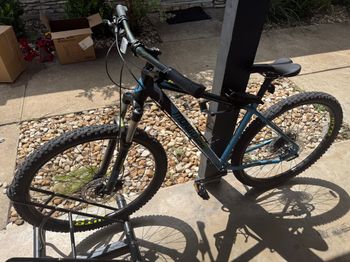 Used Mongoose Tyax Expert 29 2024 2024 Mountainbike, Blue, 29 — image 2 of 9