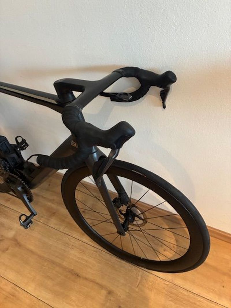 Used BMC Timemachine ROAD 01 TWO 2022 2022 Road & Gravel, Light Gray — image 2 of 6