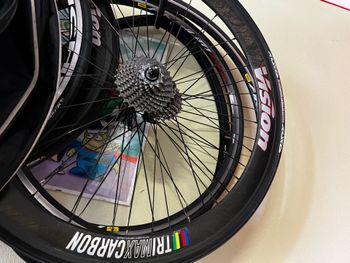 Used Giant TCR ADVANCED SL 2012 2012 Road & Gravel — image 9 of 10