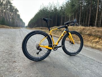 Used Custom Solo 2025 Road & Gravel, Orange — image 3 of 13