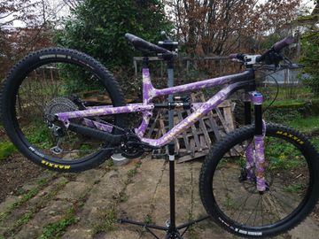 Tweedehands Canyon Spectral Shimano Deore XT 2022 Mountainbike — afbeelding 1 van 14