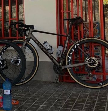 Brugt Orbea Avant Shimano 105 2025 Road & Gravel — billede 2 af 5