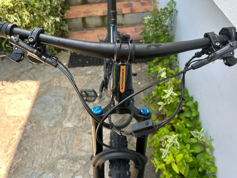 Used Orbea RISE M20 2022 2022 Mountainbike, Azul — image 7 of 13