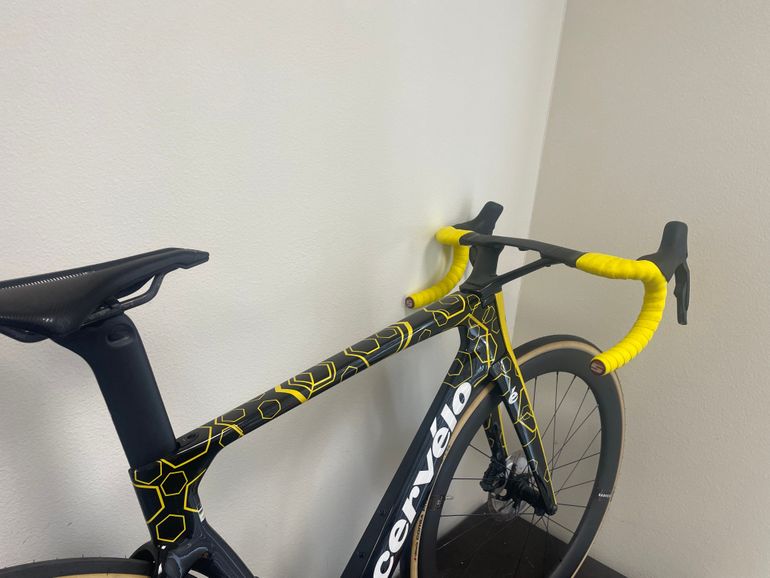 Used Cervélo S5 Shimano Ultegra Di2 2024 Road & Gravel, Black — image 2 of 10