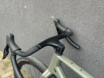Used Canyon Grizl 2025 Road & Gravel, Green — image 5 of 6