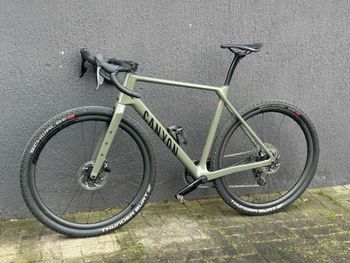 Used Canyon Grizl 2025 Road & Gravel, Green — image 2 of 6