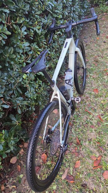Used CUBE NUROAD C:62 EX 2025 2025 Road & Gravel, Weiß — image 4 of 7