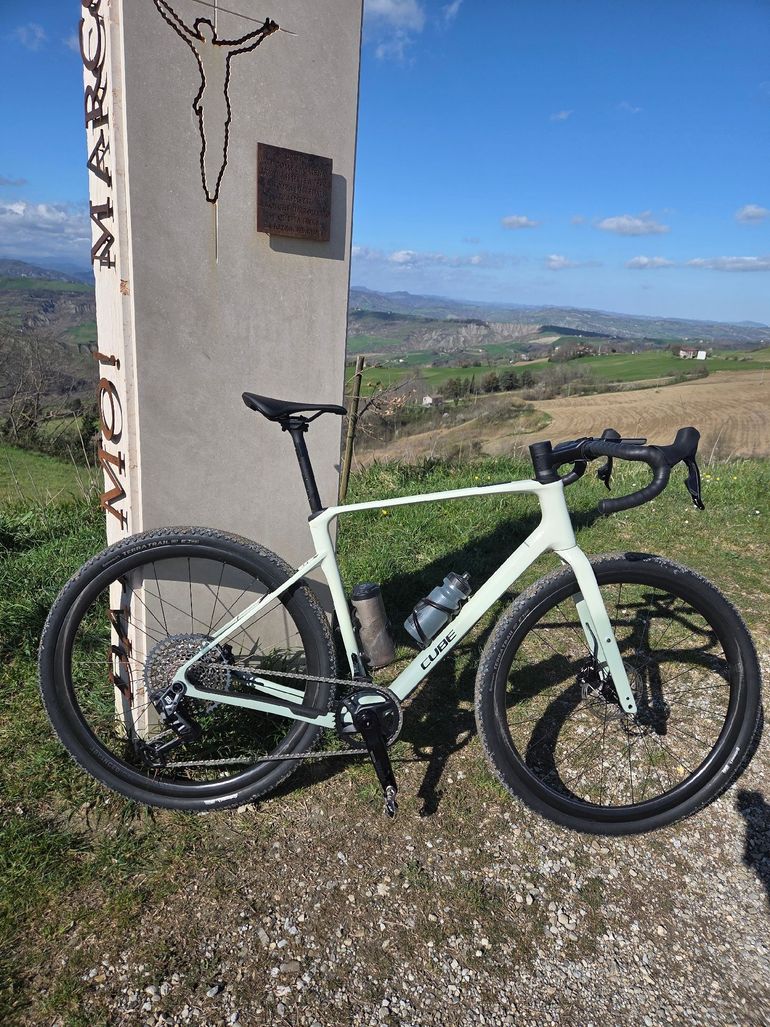Used CUBE NUROAD C:62 EX 2025 2025 Road & Gravel, Weiß — image 2 of 7