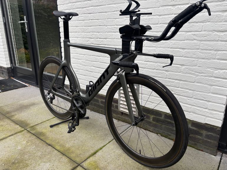 Used Giant Giant Trinity Advanced SL 2013 2013 Road & Gravel, Light Gray — image 2 of 14