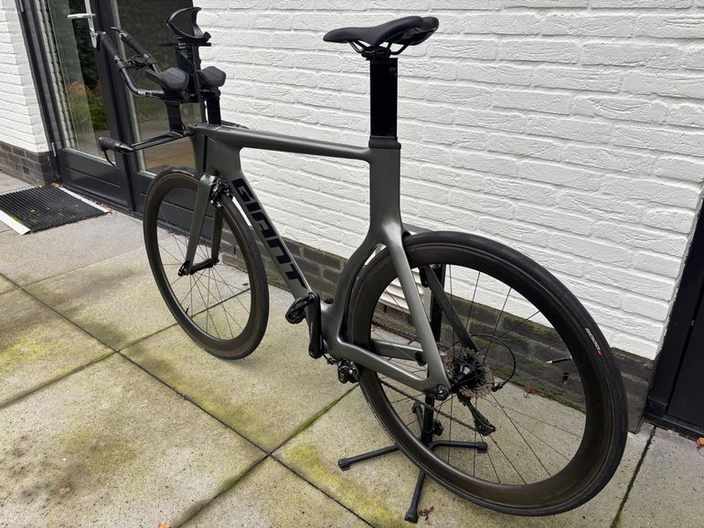 Used Giant Giant Trinity Advanced SL 2013 2013 Road & Gravel, Light Gray — image 12 of 14