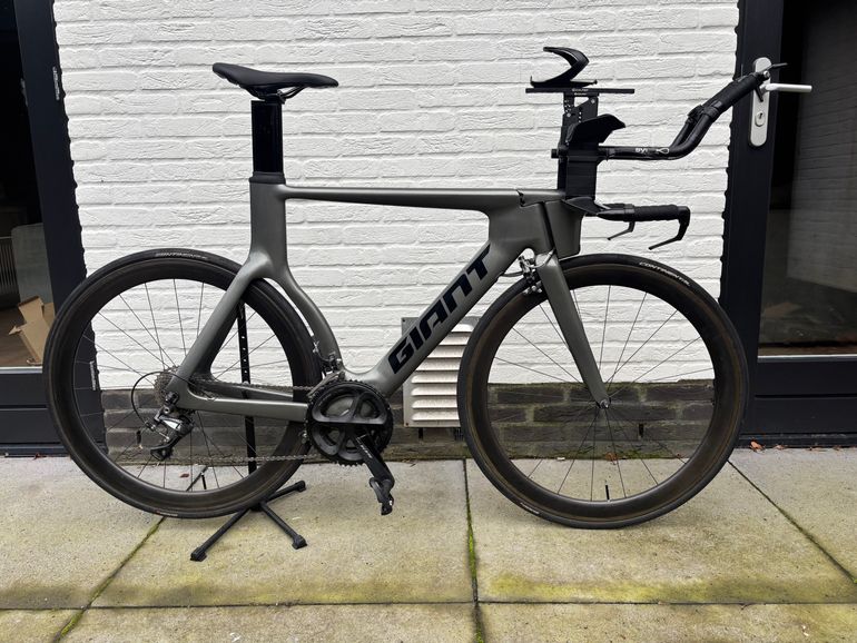 Used Giant Giant Trinity Advanced SL 2013 2013 Road & Gravel, Light Gray — image 1 of 14