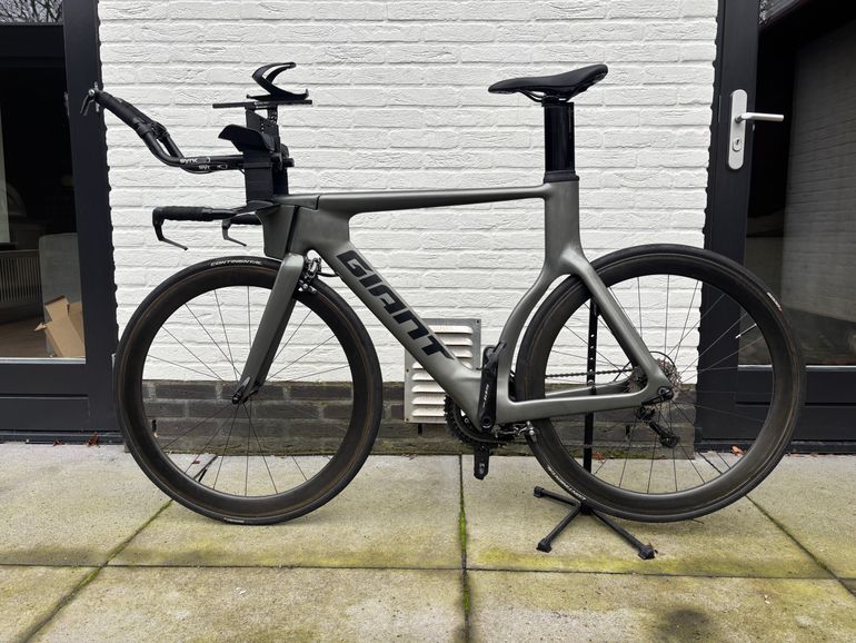 Used Giant Giant Trinity Advanced SL 2013 2013 Road & Gravel, Light Gray — image 10 of 14