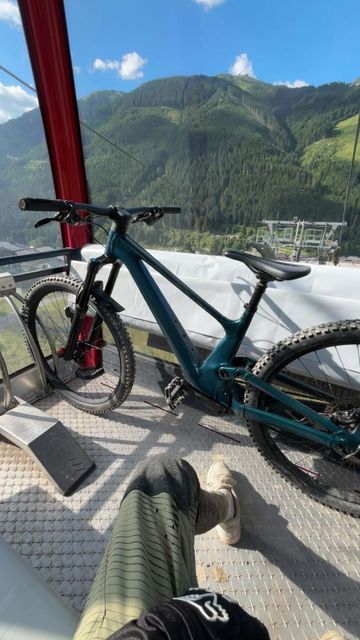 Used Scott Genius 930 2024 2024 Mountainbike, Blue, 29 — image 8 of 11