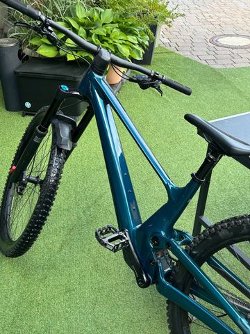 Used Scott Genius 930 2024 2024 Mountainbike, Blue, 29 — image 2 of 11