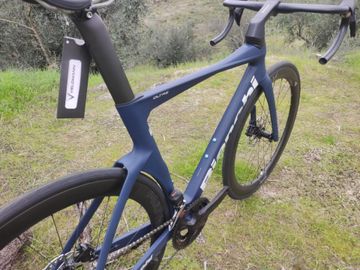 Bianchi Oltre Comp 2025 2025 Road & Gravel d'occasion — image 6 sur 8