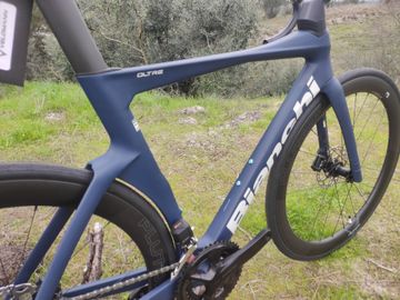 Bianchi Oltre Comp 2025 2025 Road & Gravel d'occasion — image 4 sur 8