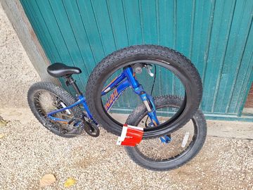 Specialized Riprock 20" 2016 Mountainbike usato, Blu — immagine 7 di 7