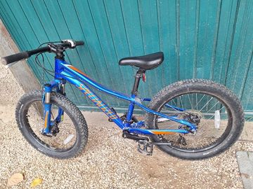 Specialized Riprock 20" 2016 Mountainbike usato, Blu — immagine 6 di 7