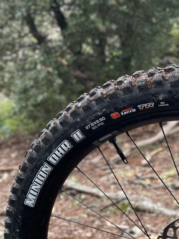 Used Focus Sam 2 6.8 2025 Mountainbike, Light Gray — image 7 of 12
