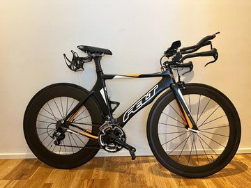 Używany Felt B16 Carbon Triathlon TT Bike 2015 Road & Gravel
