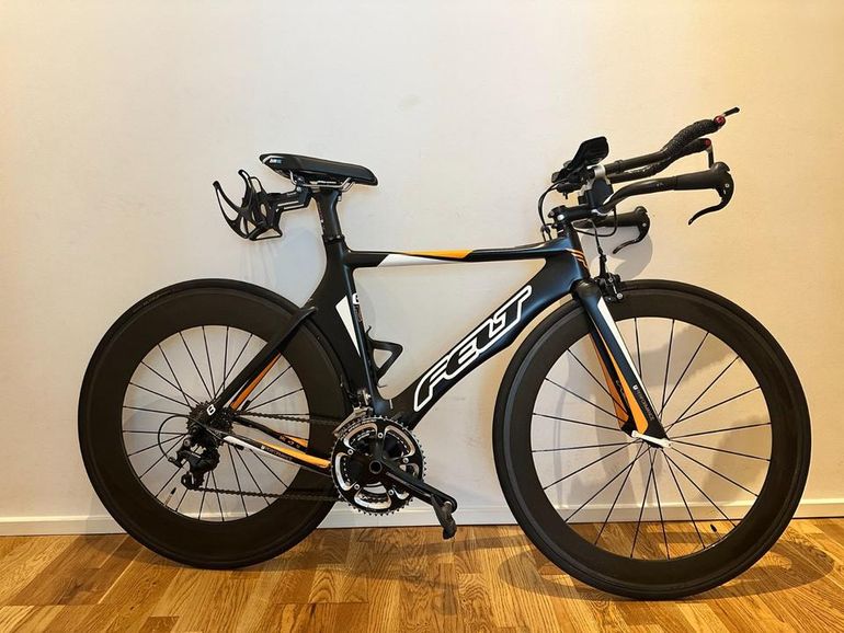 Used Felt Felt B16 Carbon Triathlon TT Bike 2015 Road & Gravel, Schwarz — image 1 of 6
