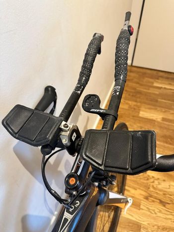 Used Felt Felt B16 Carbon Triathlon TT Bike 2015 Road & Gravel, Schwarz — image 5 of 6