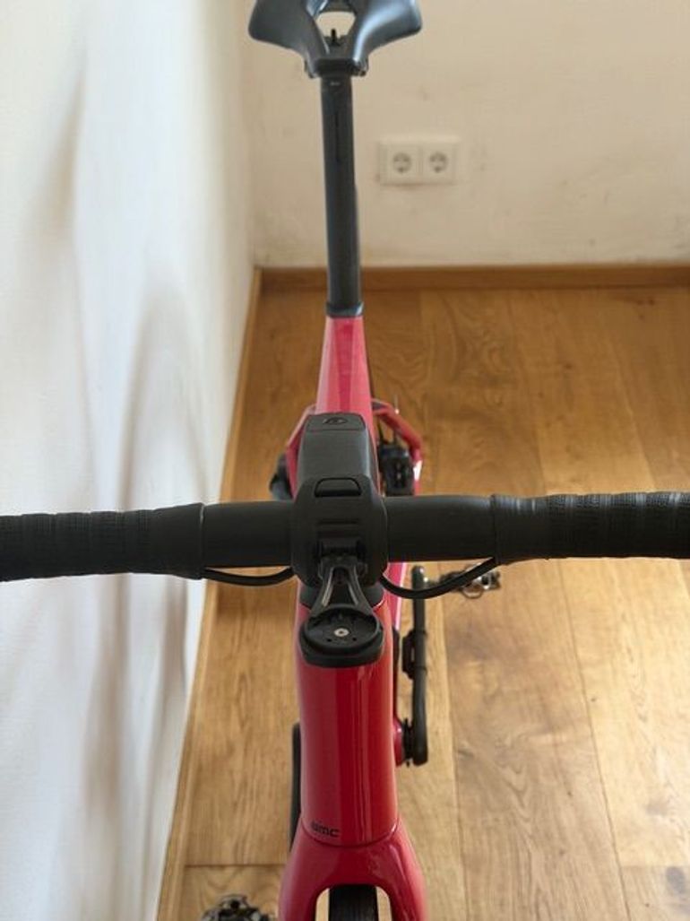 Used BMC Roadmachine 01 FOUR 2022 2022 Road & Gravel, Rot — image 4 of 10