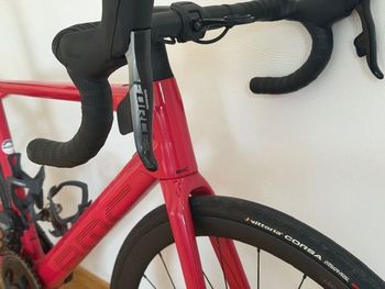 Used BMC Roadmachine 01 FOUR 2022 2022 Road & Gravel, Rot — image 3 of 10