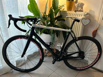Used Cervélo R3 Shimano Ultegra Di2 2017 Road & Gravel, Schwarz — image 2 of 9