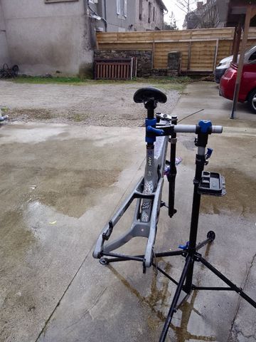 Used Propain Rage Dh 2023 Mountainbike, Light Gray — image 5 of 5
