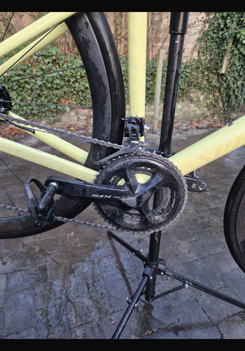 Použité Specialized Tarmac Shimano 105 2021 Road & Gravel — obrázek 2 z 7