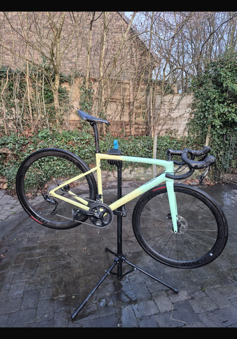 Tweedehands Specialized Tarmac Shimano 105 2021 Road & Gravel