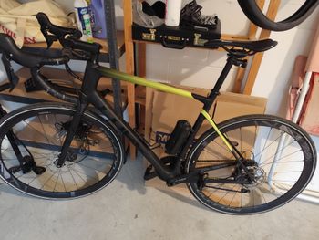 Used CUBE ATTAIN GTC RACE 2021 2021 Road & Gravel — image 1 of 4