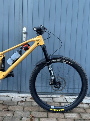 Used YT Industries Izzo CORE 3 29 2024 2024 Mountainbike — image 2 of 8