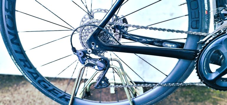 Used Trek Émonda SL 6 Disc 2022 2022 Road & Gravel, Red — image 6 of 6