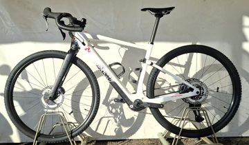 BMC URS AMP ONE 2026 Road & Gravel usato, Bianco — immagine 4 di 12