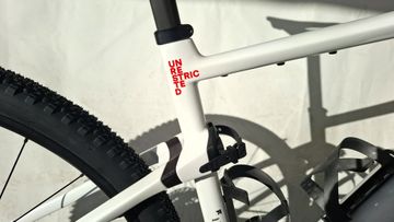 BMC URS AMP ONE 2026 Road & Gravel usato, Bianco — immagine 11 di 12