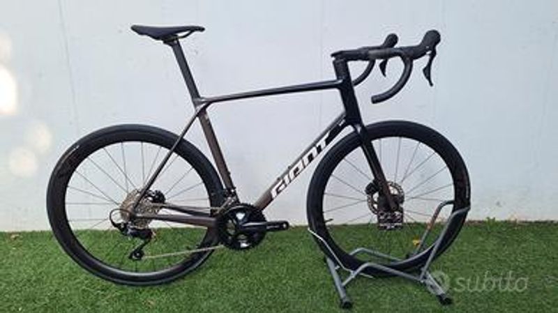Used Giant TCR Advanced Pro 2 Shimano 105 2026 Road & Gravel