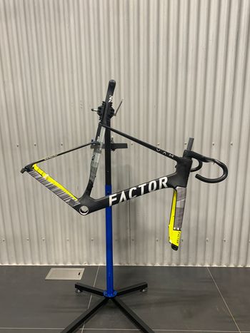 Factor, OSTRO VAM 2025 Frameset