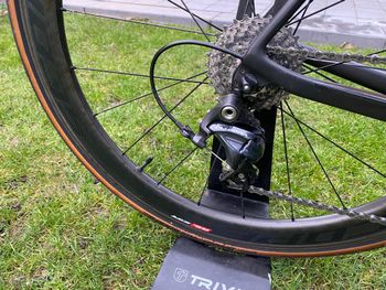 Used Canyon Ultimate CF SL 8 2021 2021 Road & Gravel — image 8 of 11
