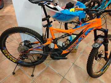 Tweedehands Specialized Turbo Levo FSR Expert 6Fattie 2017 2017 MTB