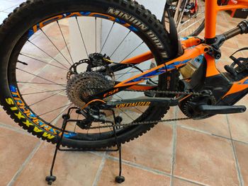 Used Specialized Turbo Levo FSR Expert 6Fattie 2017 2017 Mountainbike — image 3 of 5