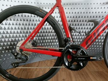 Giant Propel Advanced 2 2024 2024 Road & Gravel de segunda mano, Rojo — imagen 5 de 8