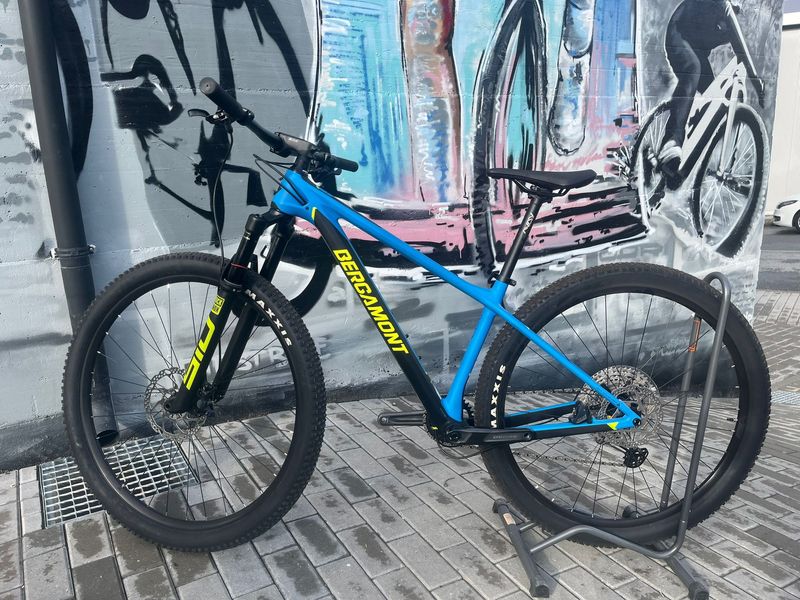 Gebrauchtes Bergamont Revox Team 2020 Mountainbike, Schwarz — Bild 2 von 7