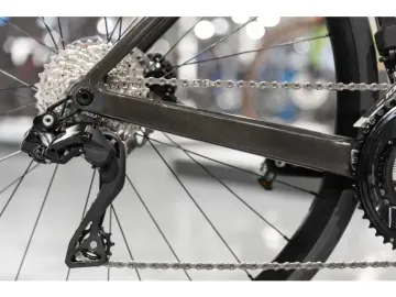 Gebrauchtes Scott Addict RC 40 2024 2024 Road & Gravel, Schwarz — Bild 6 von 9