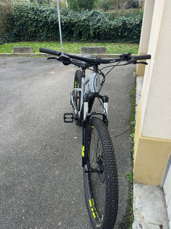 Used Haibike HardNine 6 2021 2021 Mountainbike, Light Gray, 29 — image 4 of 7