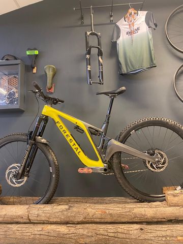 Used Forestal Siryon 2025 Mountainbike, Black — image 2 of 10
